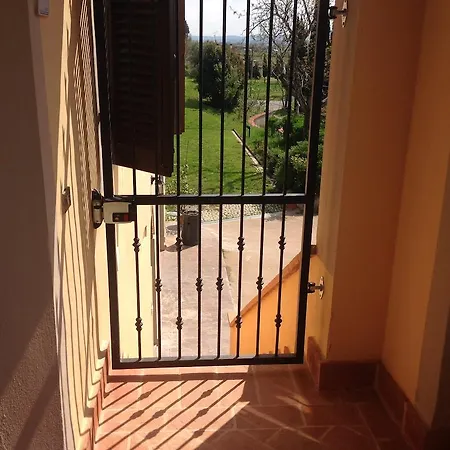 Bed & Breakfast Podere Di Valli